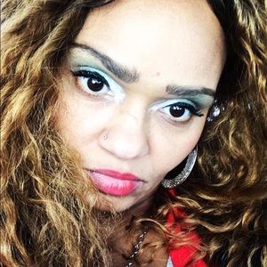 Meet your Posher, Chanyta lumpkin